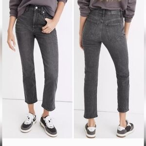 Madewell Slim Demi-Boot Jeans 28 in Faded Black Color .